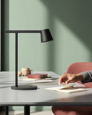 Black Minimal Desk Lamp